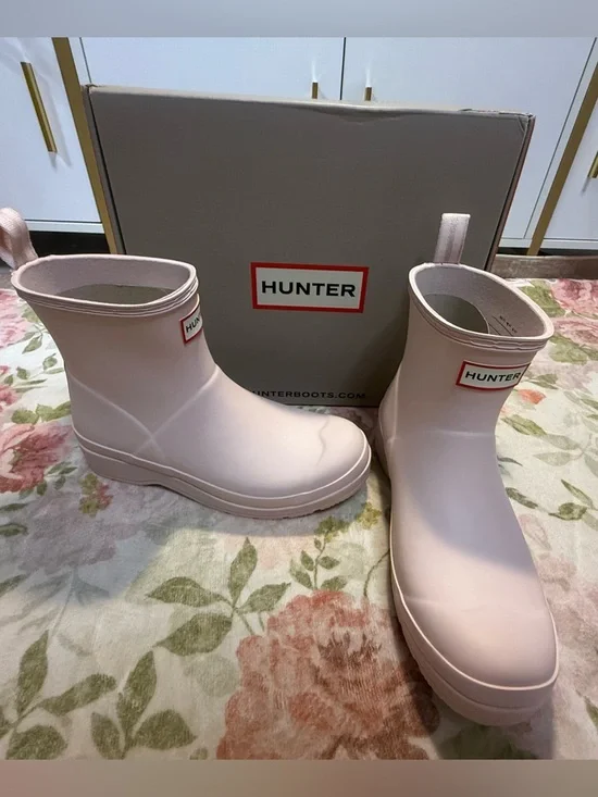 Hunter PINK PLAY™ Short Rain Boot NEW IN BOX - Picture 7 of 15